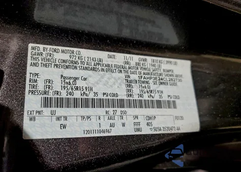 2012 Ford Focus S из США, поврежденный, VIN 1FAHP3E24CL282730